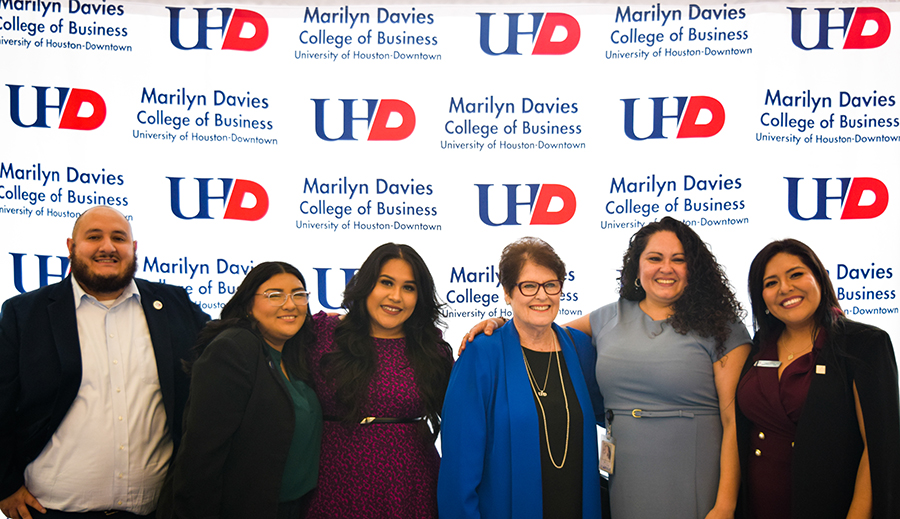 Group photo with Marilyn Davies