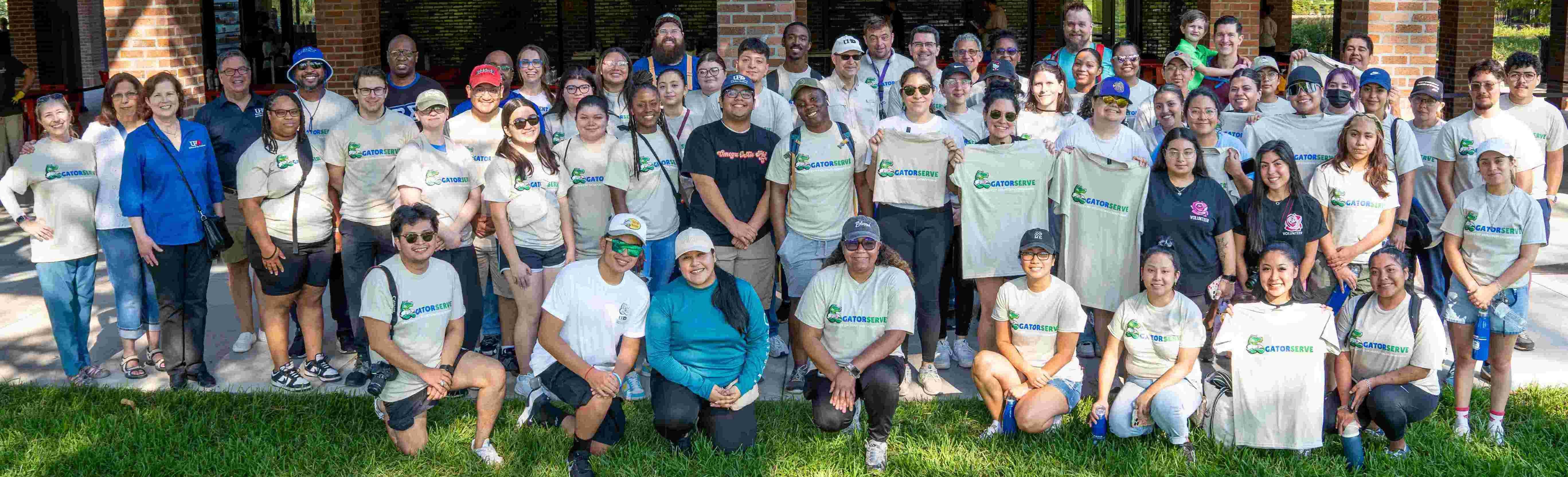volunteer group photo