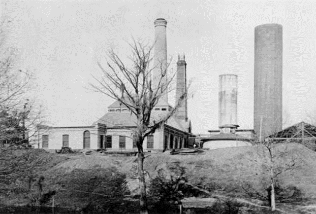 A black and white photo of the Willow Street Pump Station from some time early in Houston's development.