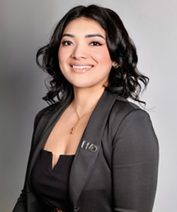 Yesenia Sanchez Yesenia Sanchez